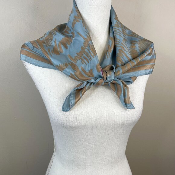 Vintage Bill Blass Womens Floral Silk Scarf 28" Muted Elegant Old Money Heritage - Picture 2 of 10